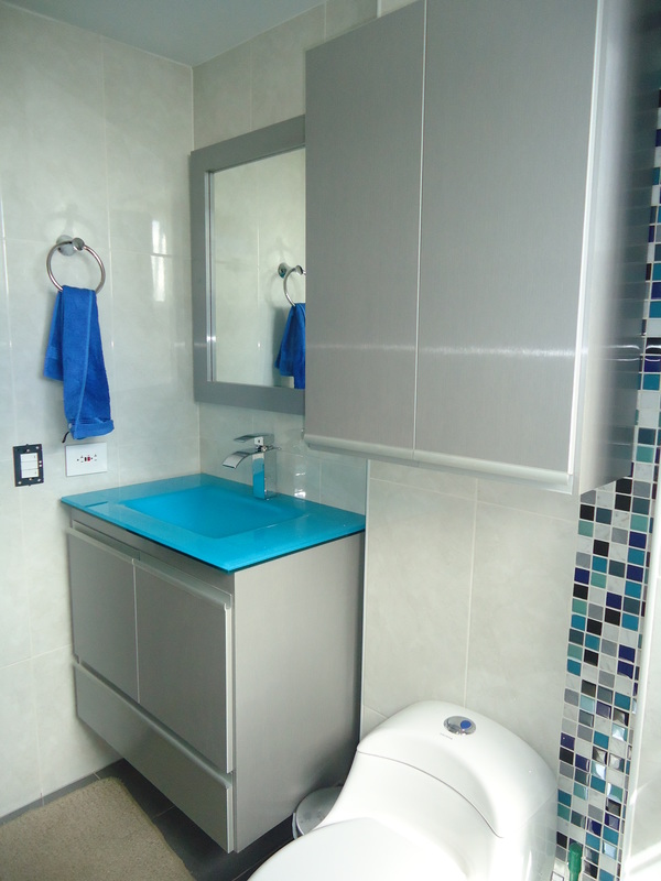 Muebles de baño en tablex RH enchapado en fórmica